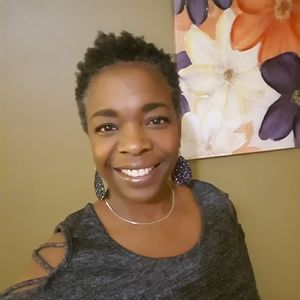 Meet your Posher, Pamela